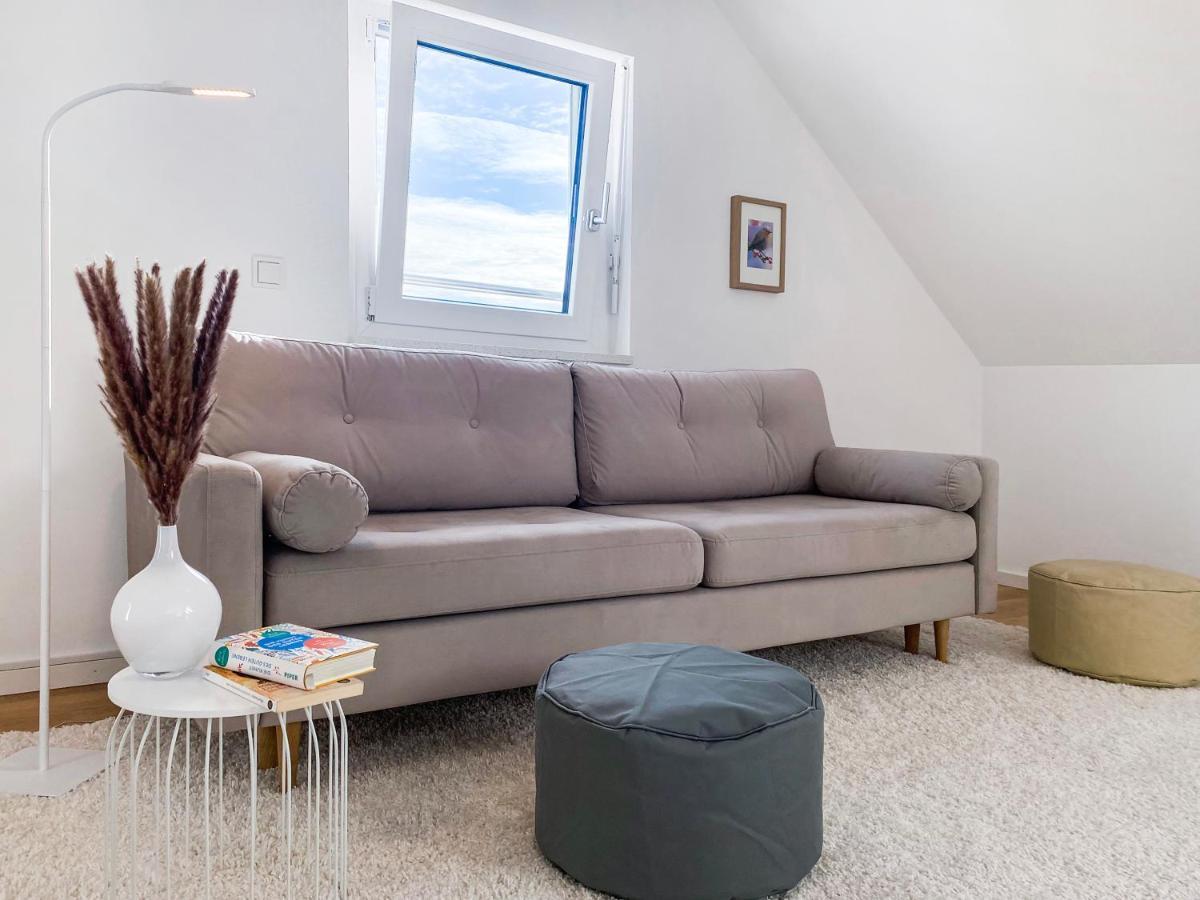 Modern & Stylisch - Penthouse-Feeling Nahe Flughafen Muenchen Appartement Freising Buitenkant foto